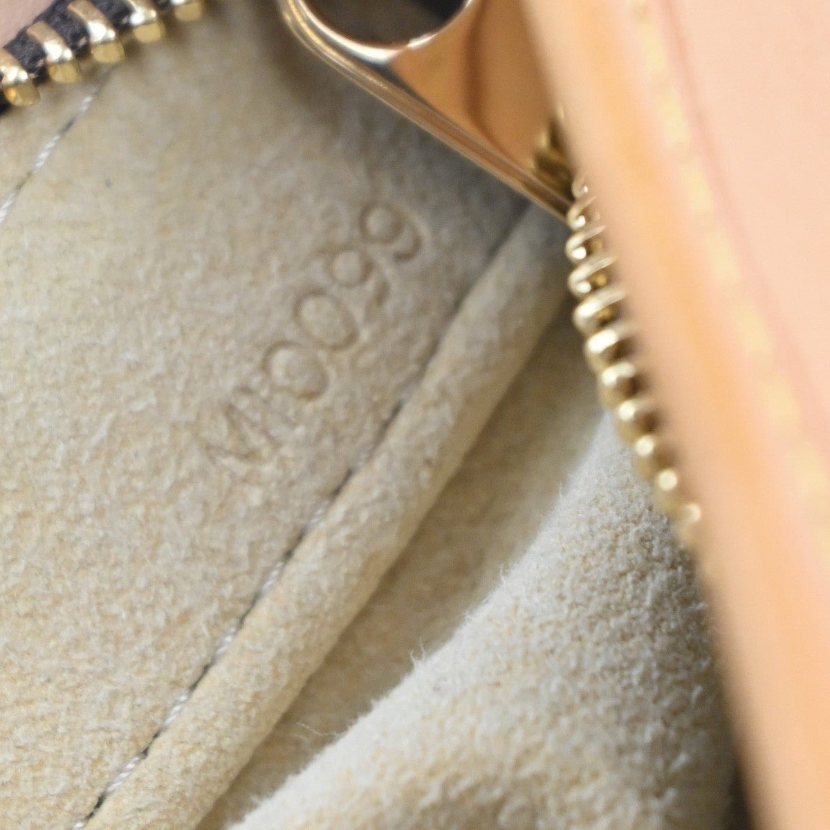 Louis Vuitton Boetie Handbag - Brandsamsara