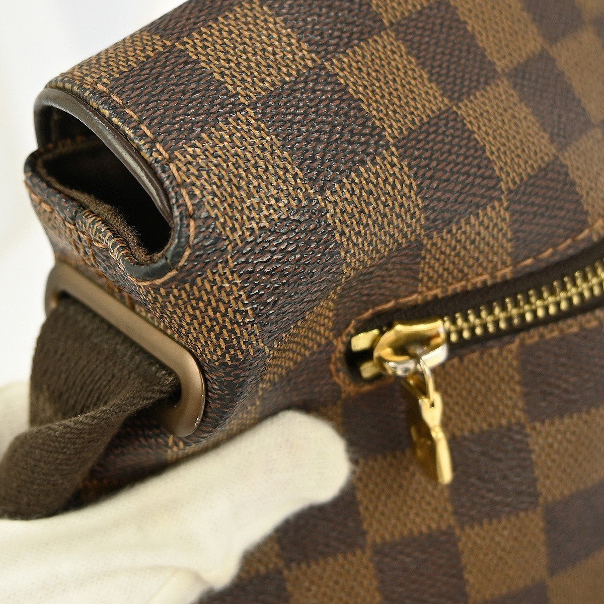 Louis Vuitton Brooklyn Handbag - Brandsamsara
