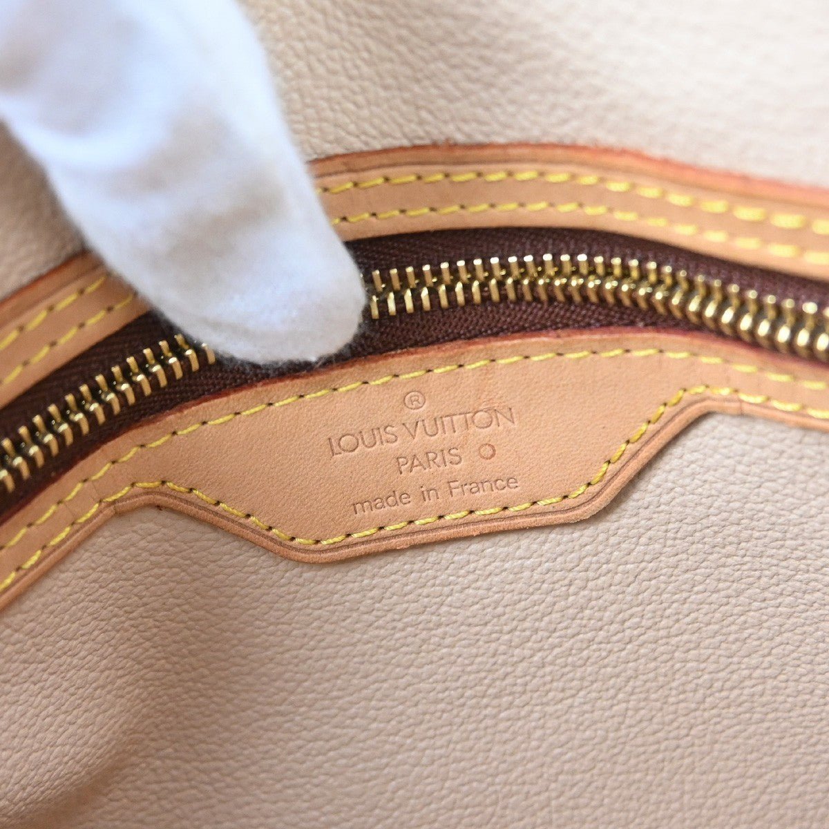 Louis Vuitton Bucket Bag - Brandsamsara