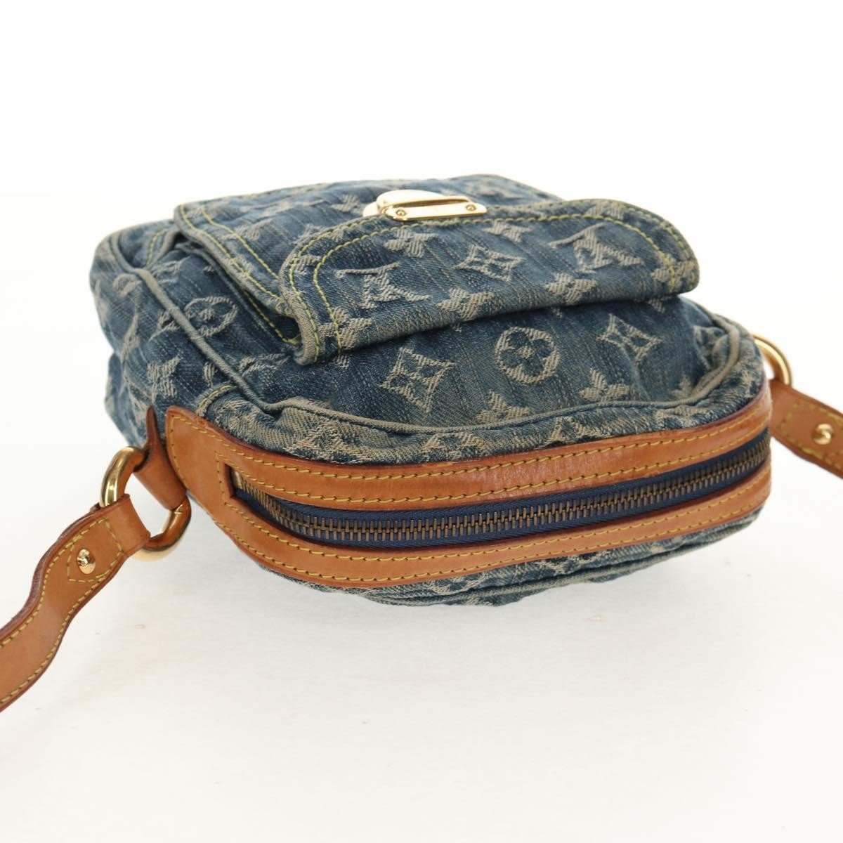 Louis Vuitton Camera Bag - Brandsamsara