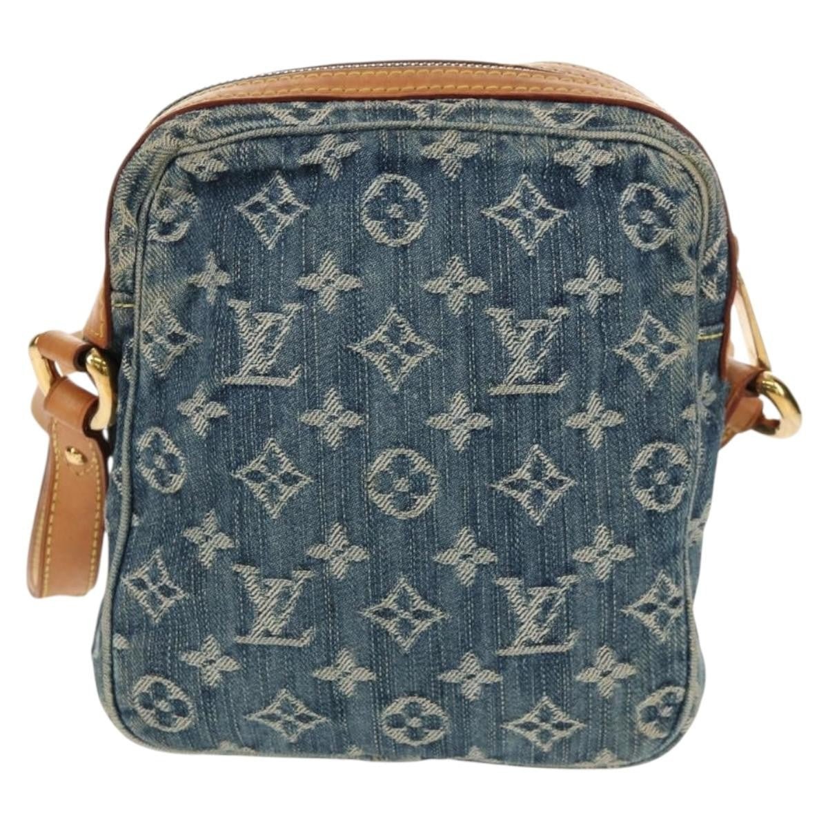 Louis Vuitton Camera Bag - Brandsamsara