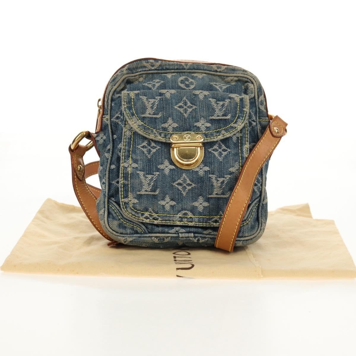 Louis Vuitton Camera Bag - Brandsamsara