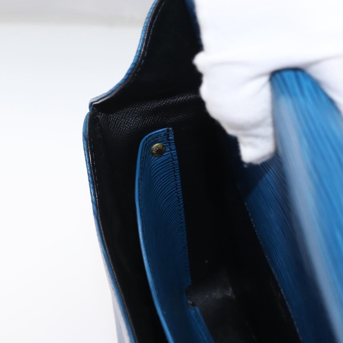 Louis Vuitton Cartouchiere Handbag - Brandsamsara