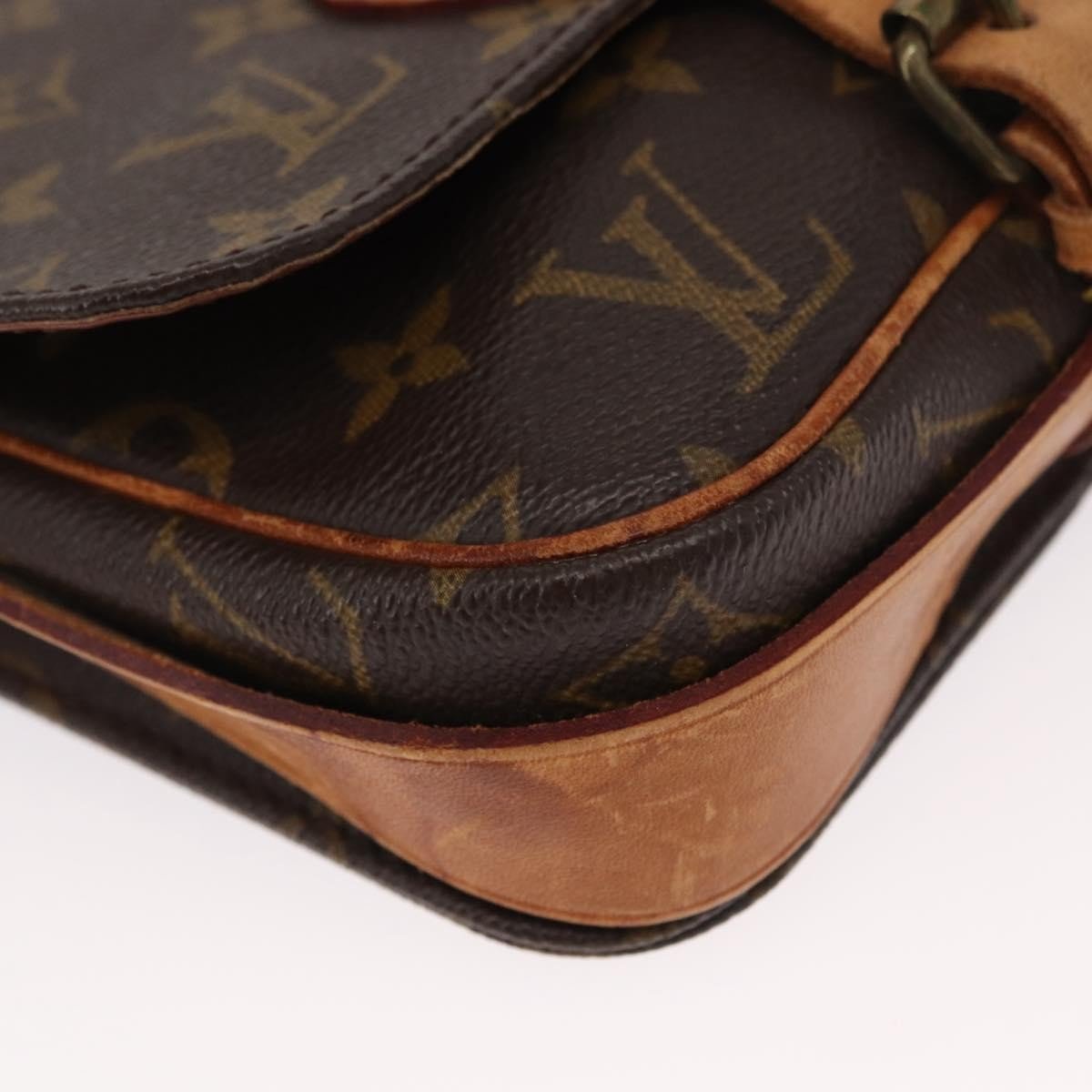 Louis Vuitton Cartouchiere Handbag - Brandsamsara