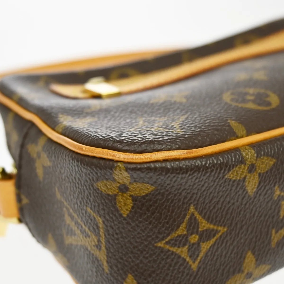 Louis Vuitton Cite Pochette - Brandsamsara