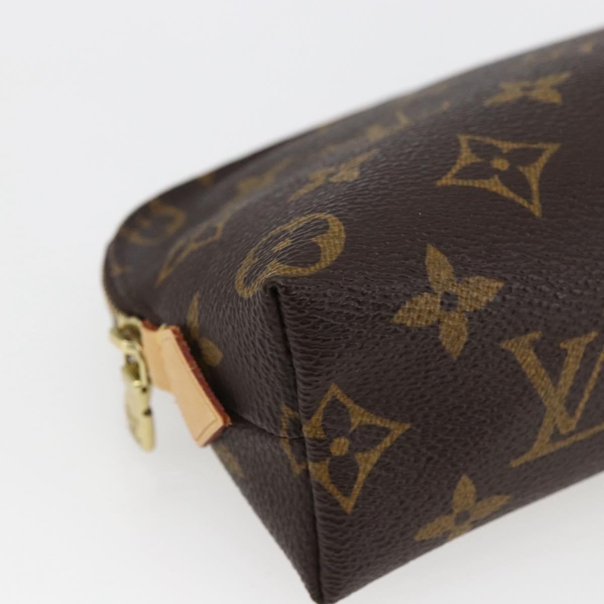 Louis Vuitton Cosmetic Pouch - Brandsamsara