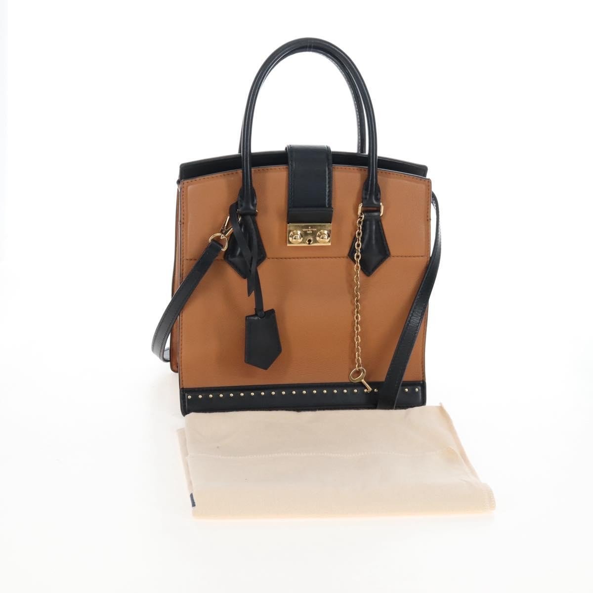 Louis Vuitton Cour Marly - Brandsamsara