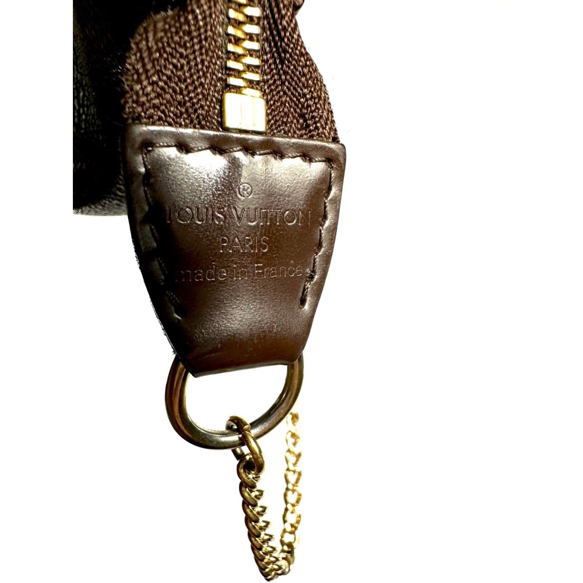 LOUIS VUITTON Damier Ebene Mini Pochette - Brandsamsara