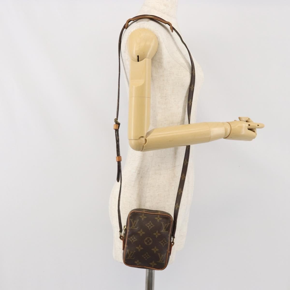 Louis Vuitton Danube Handbag - Brandsamsara