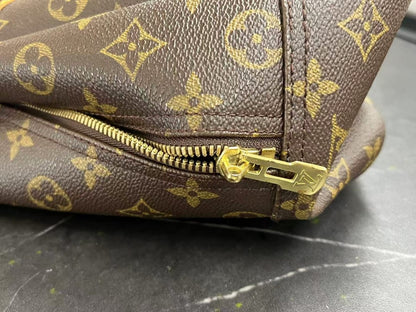Louis Vuitton Deauville Handbag - Brandsamsara