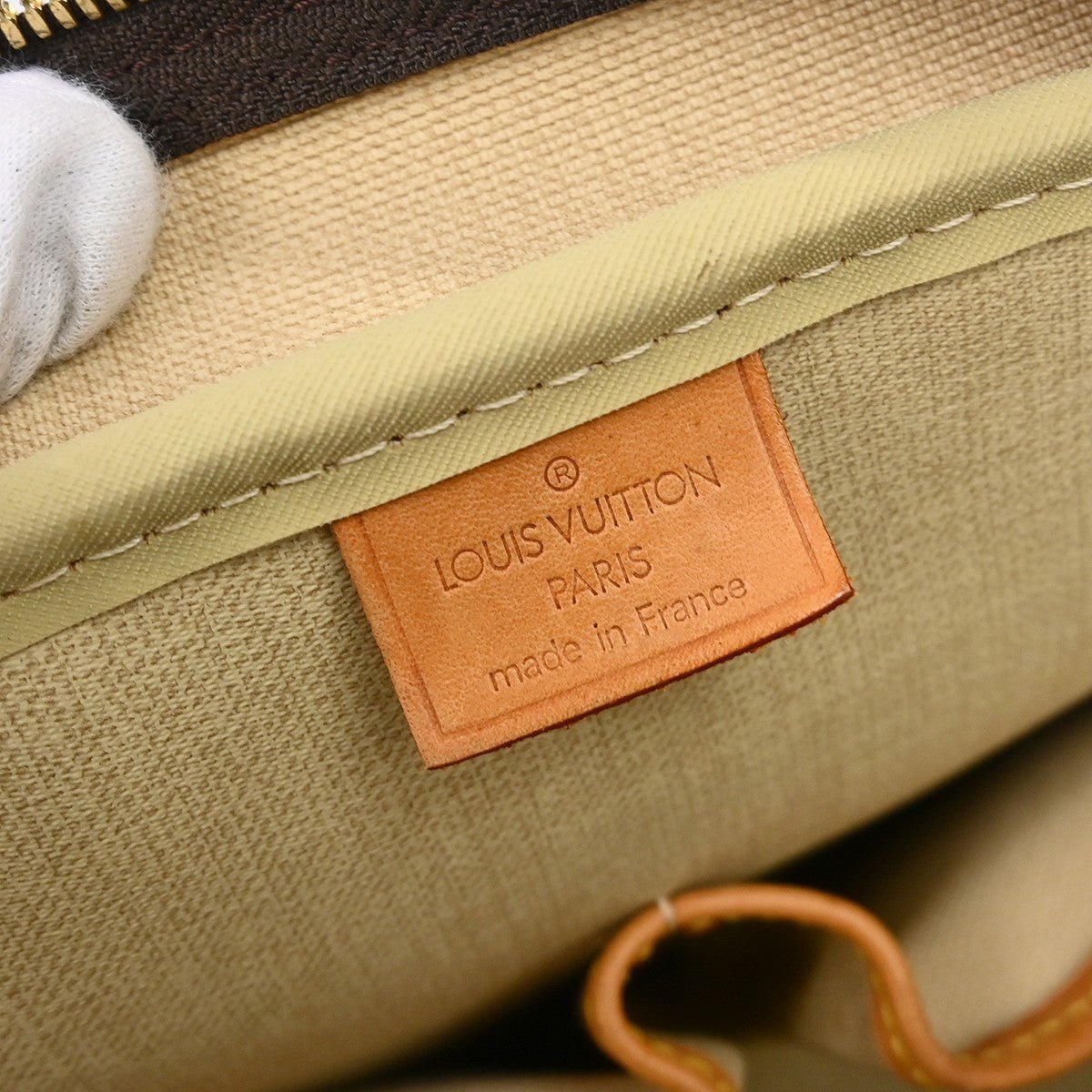 Louis Vuitton Deauville Handbag - Brandsamsara