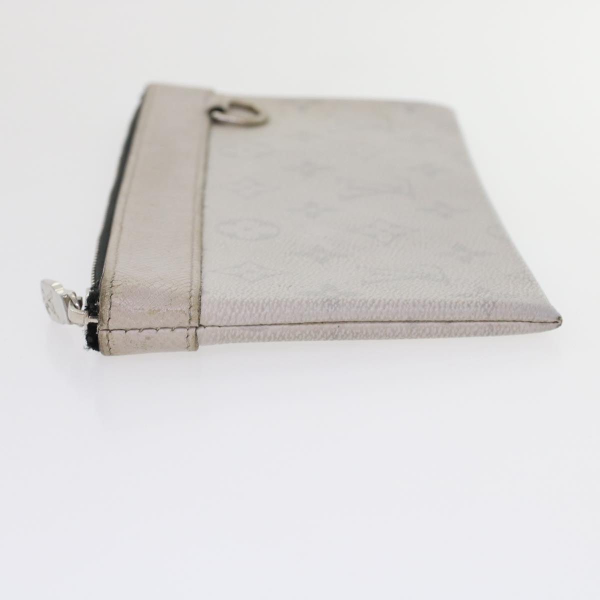 Louis Vuitton Discovery Pochette - Brandsamsara