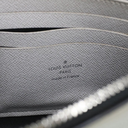 Louis Vuitton Discovery Pochette - Brandsamsara