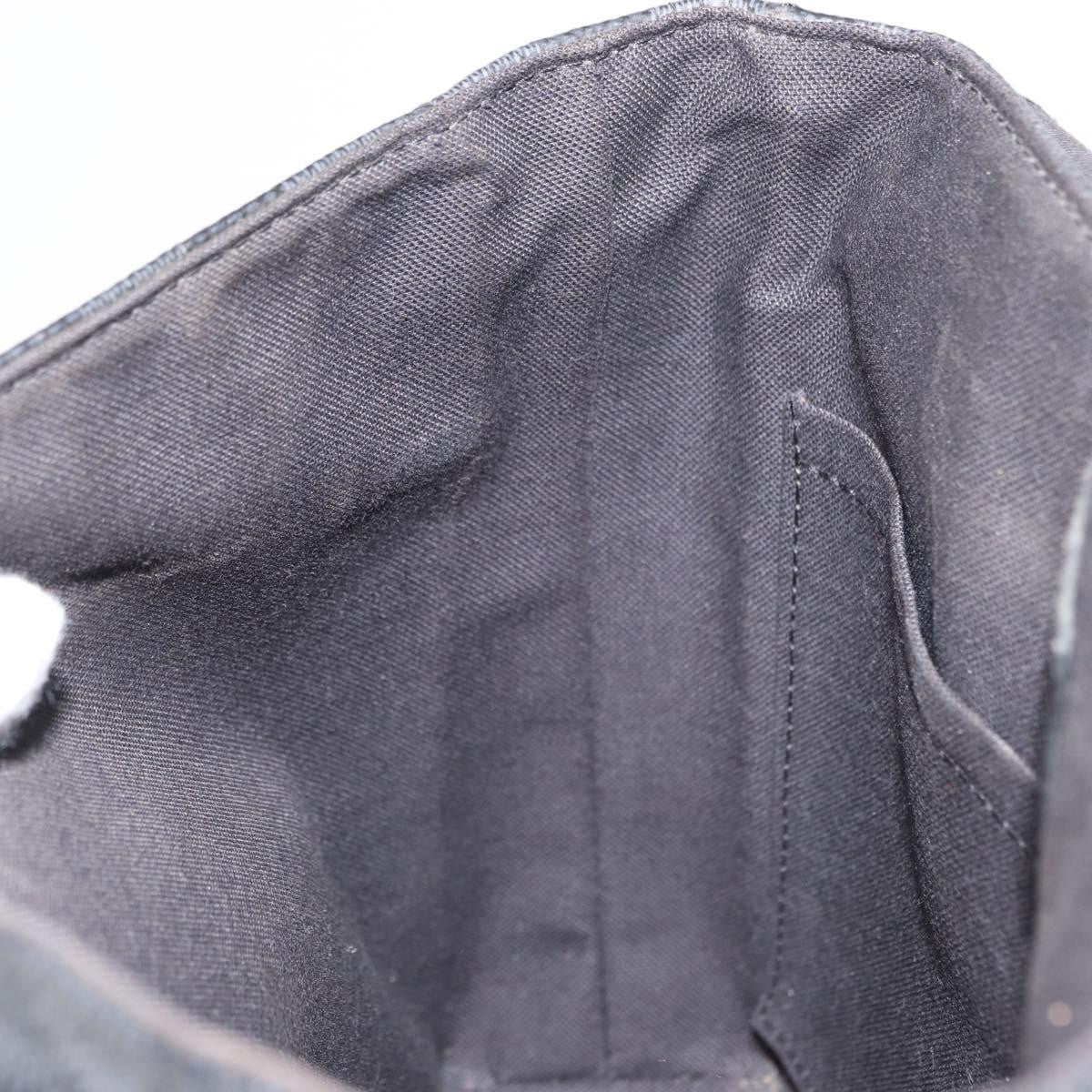 Louis Vuitton District Messenger Bag - Brandsamsara