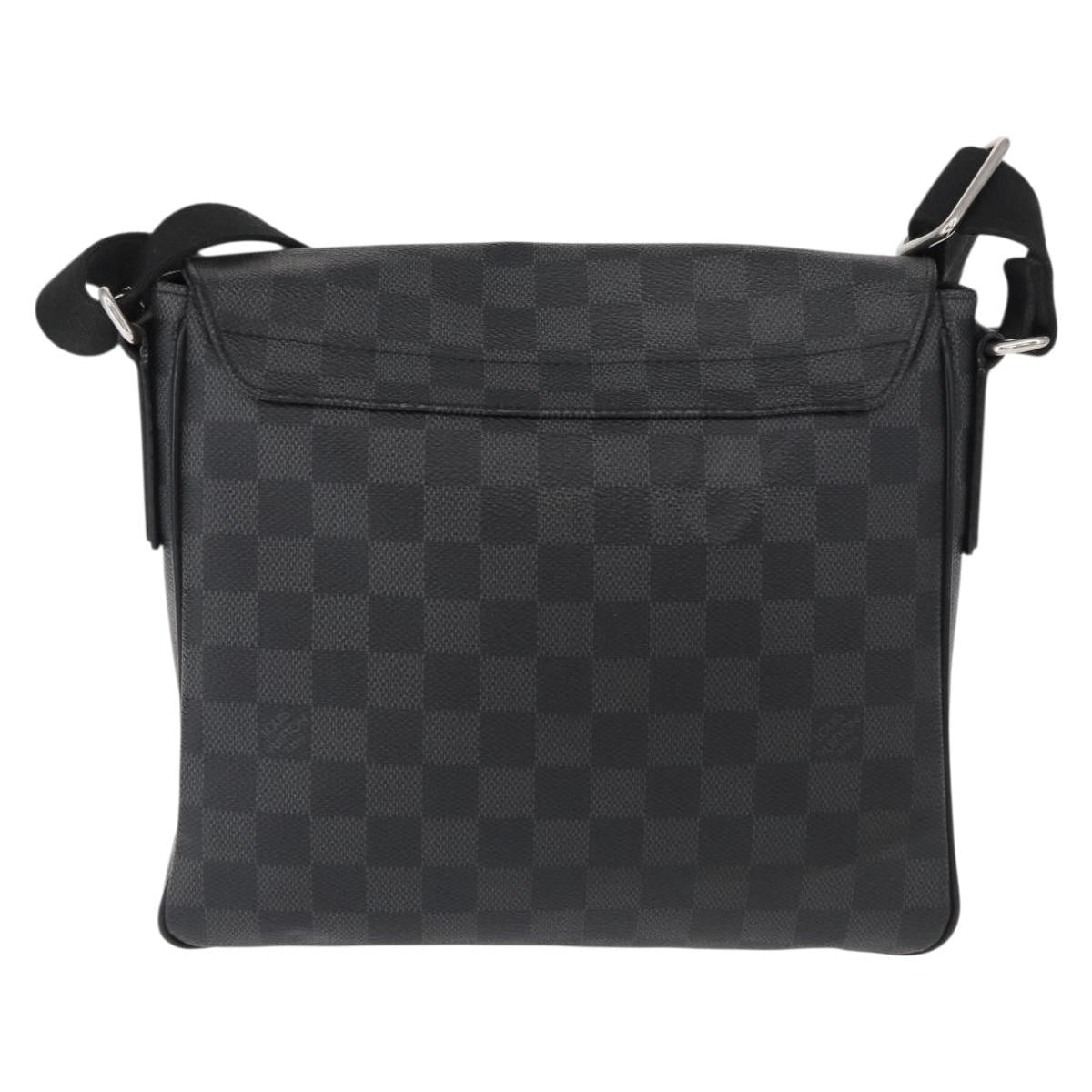 Louis Vuitton District Messenger Bag - Brandsamsara