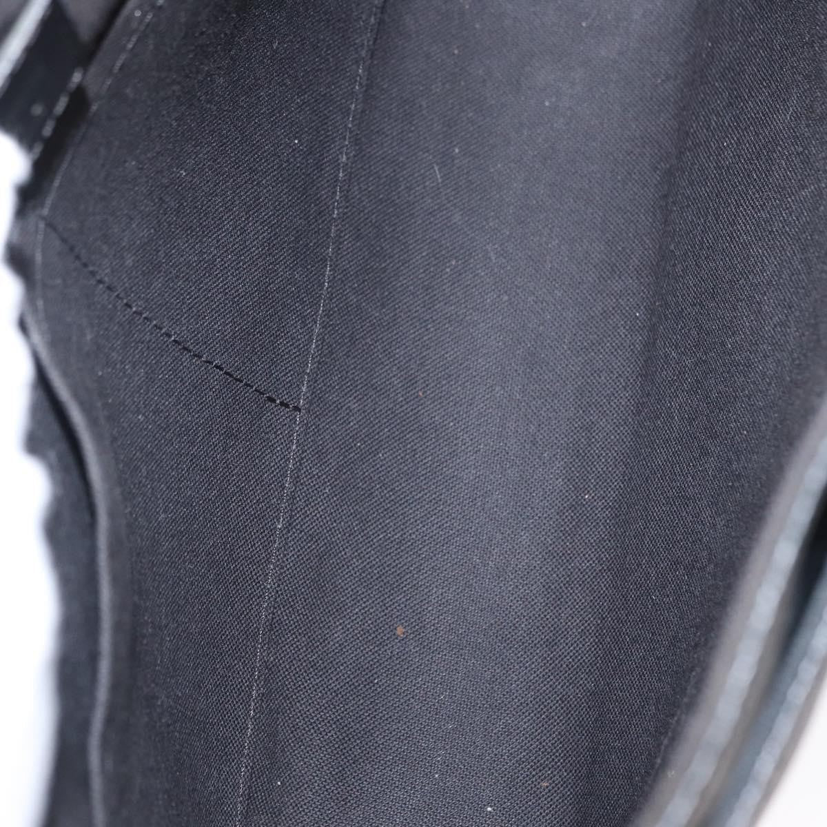 Louis Vuitton District Messenger Bag - Brandsamsara