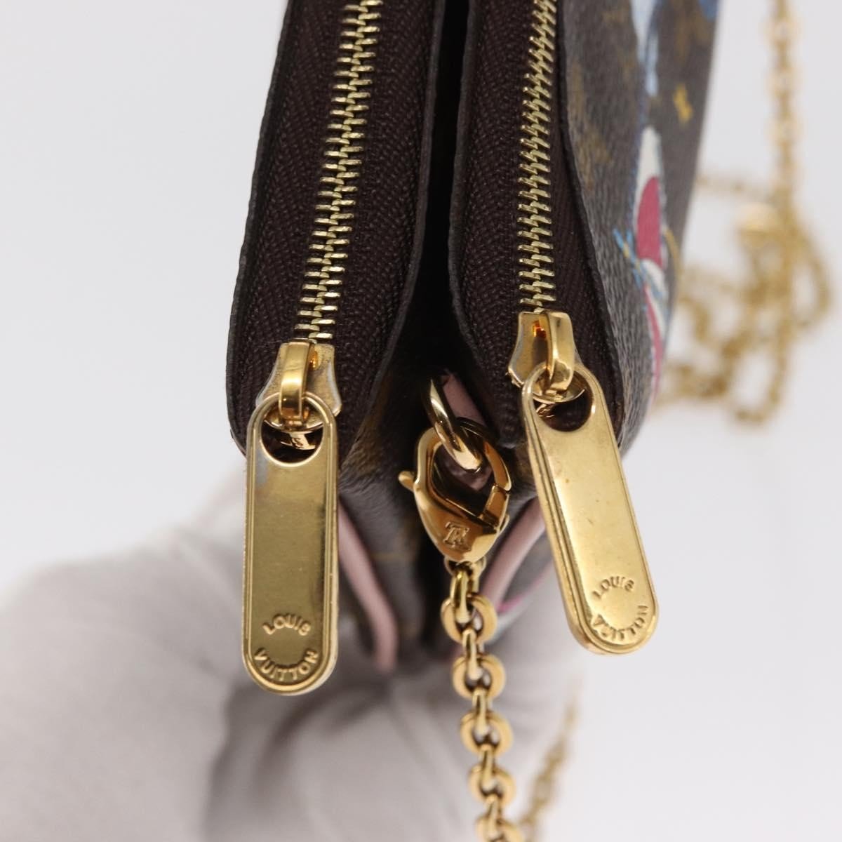 Louis Vuitton Double Zip Pochette - Brandsamsara