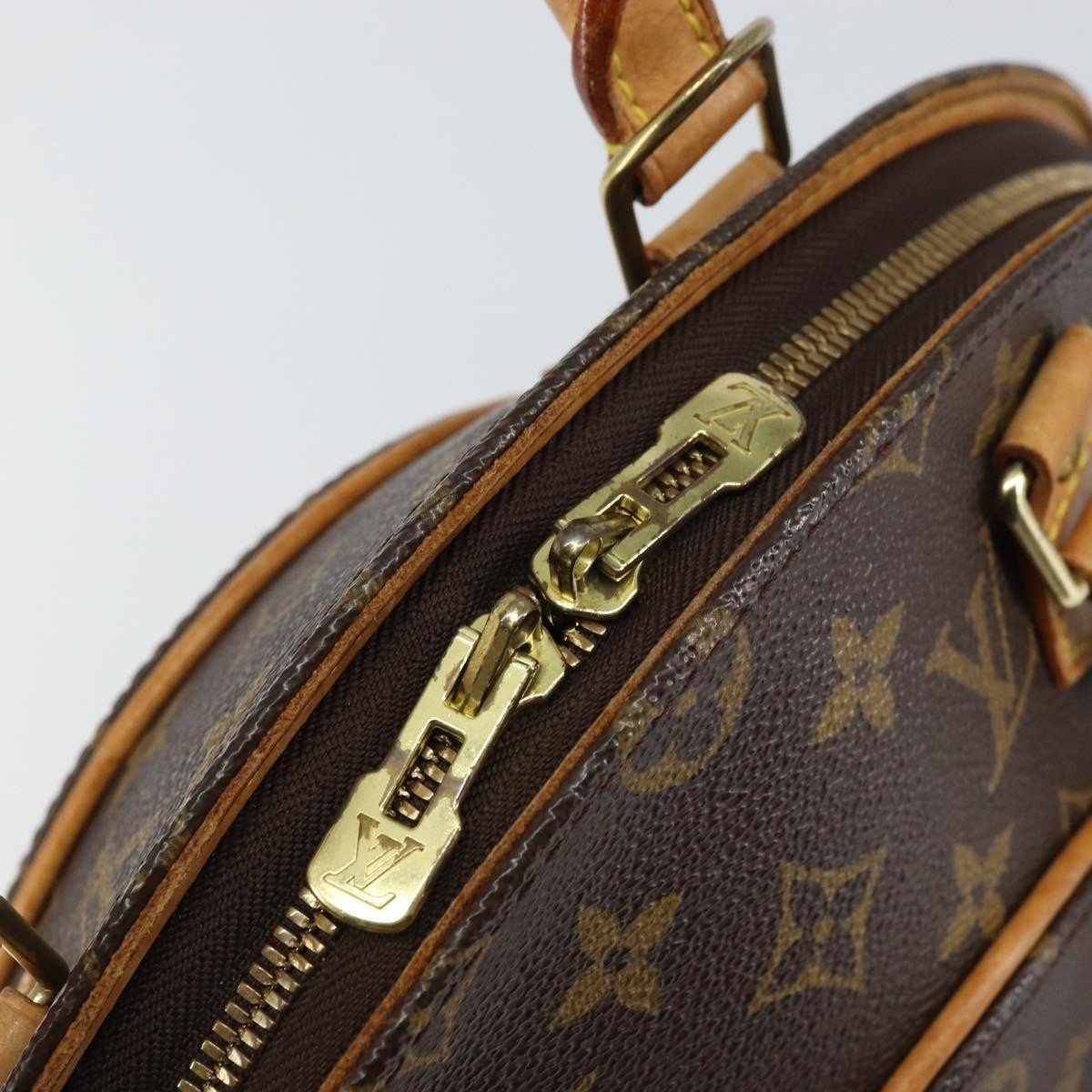 Louis Vuitton Ellipse Bag - Brandsamsara