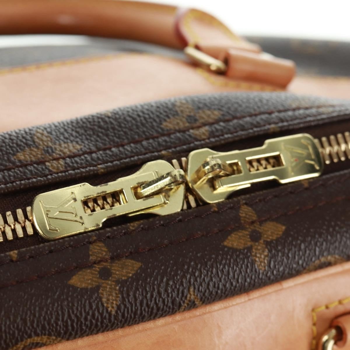 Louis Vuitton Evasion Travel Bag - Brandsamsara