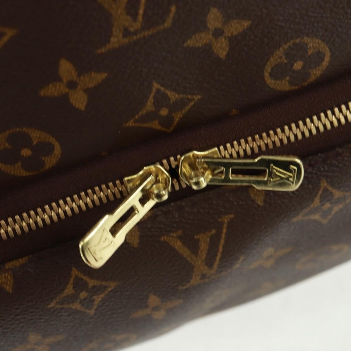 Louis Vuitton Evasion Travel Bag - Brandsamsara