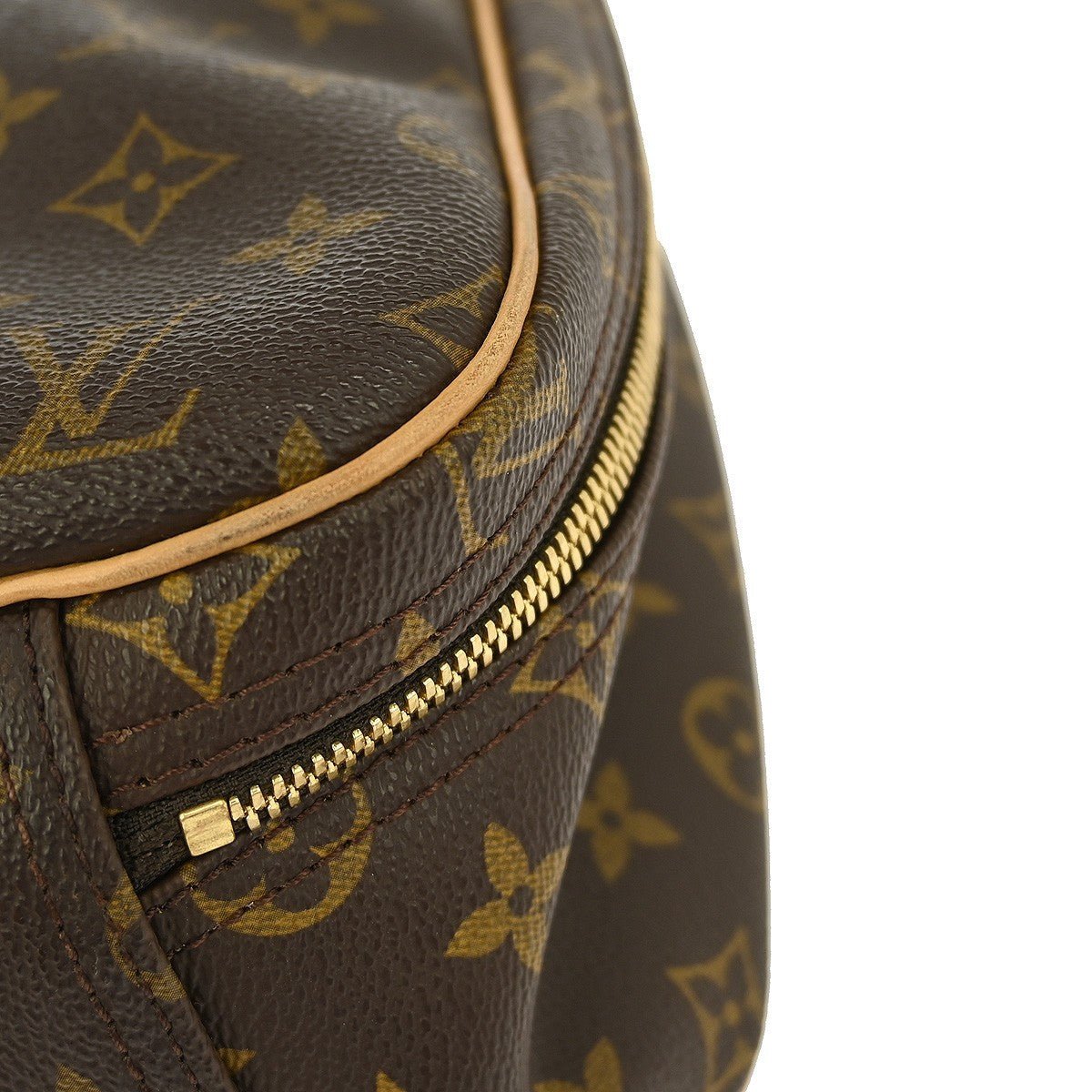 Louis Vuitton Excursion Handbag - Brandsamsara