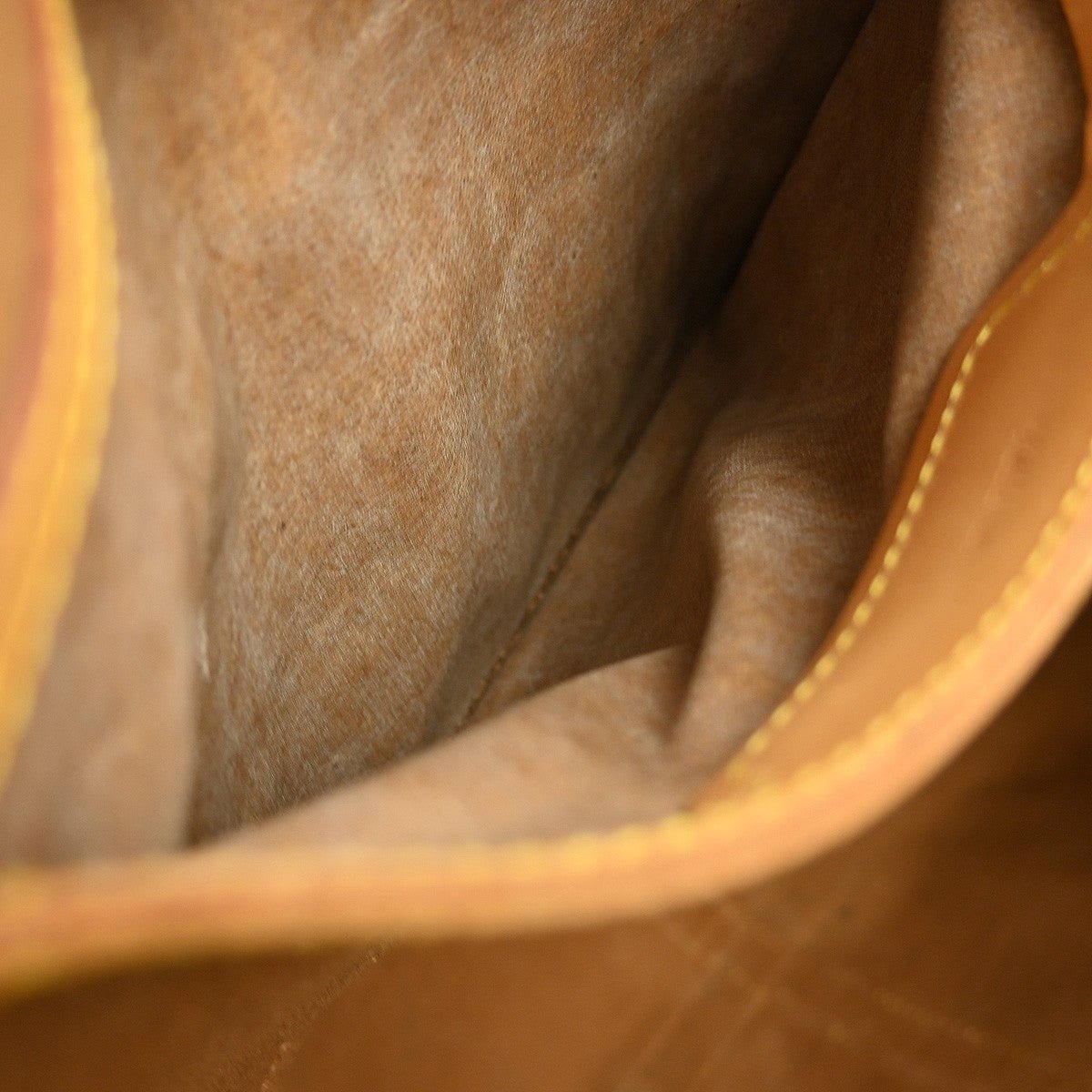 Louis Vuitton Flanerie Handbag - Brandsamsara