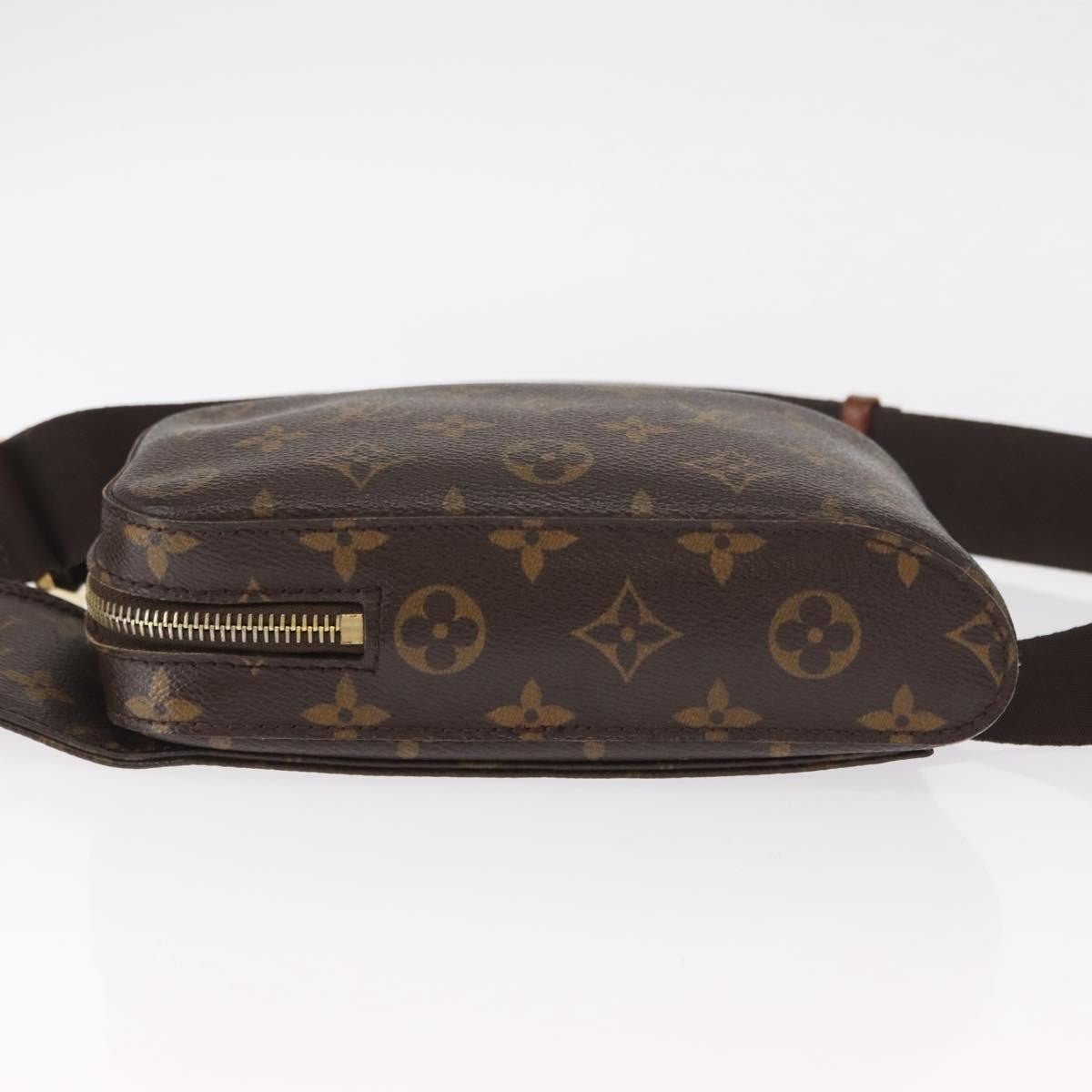 Louis Vuitton Geronimos Waist Bag - Brandsamsara