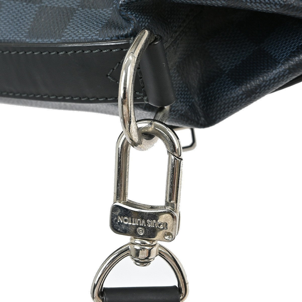 Louis Vuitton Greenwich Messenger Bag - Brandsamsara