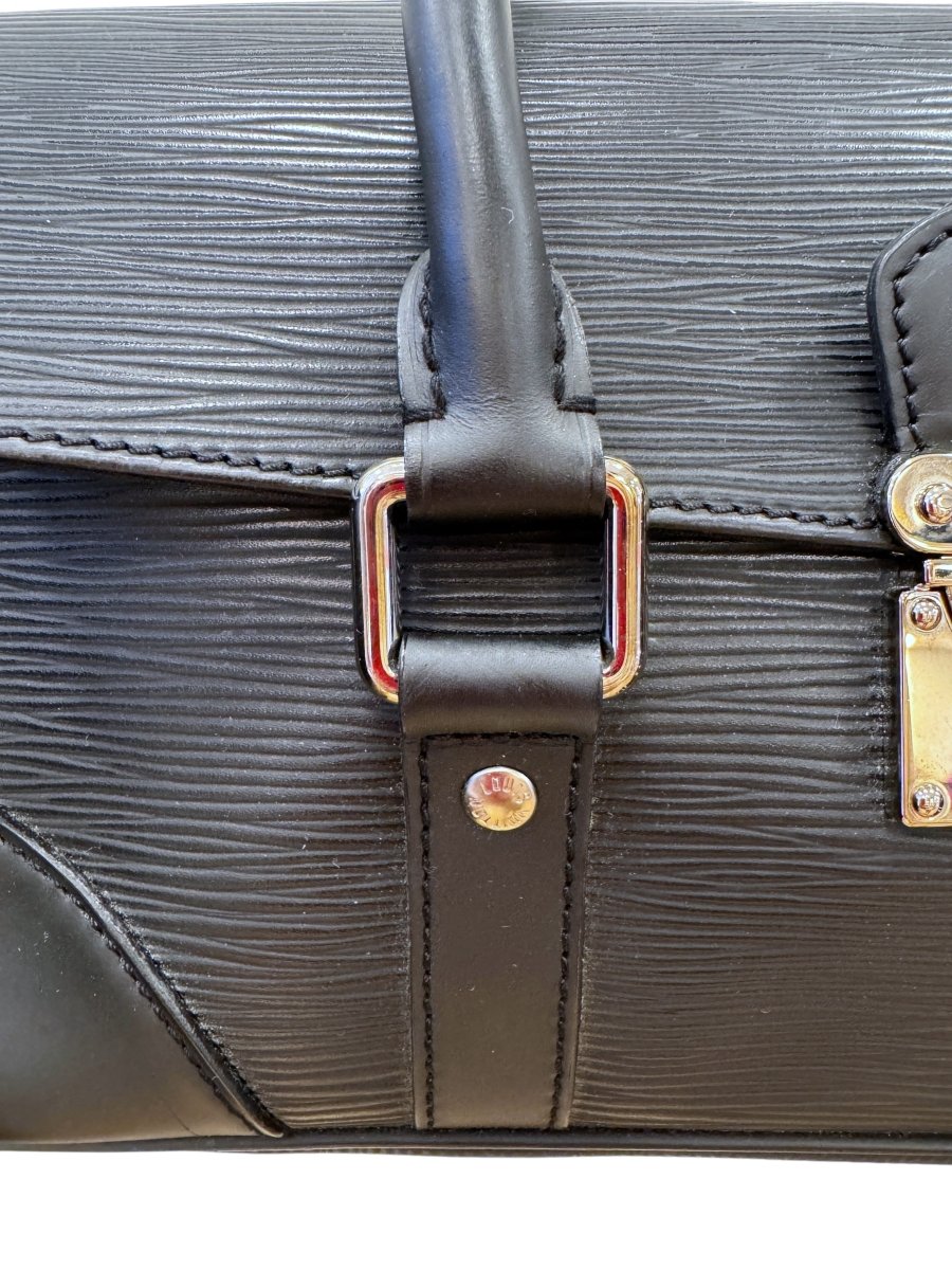 Louis Vuitton Handbag - Brandsamsara