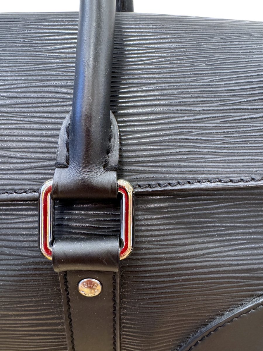 Louis Vuitton Handbag - Brandsamsara