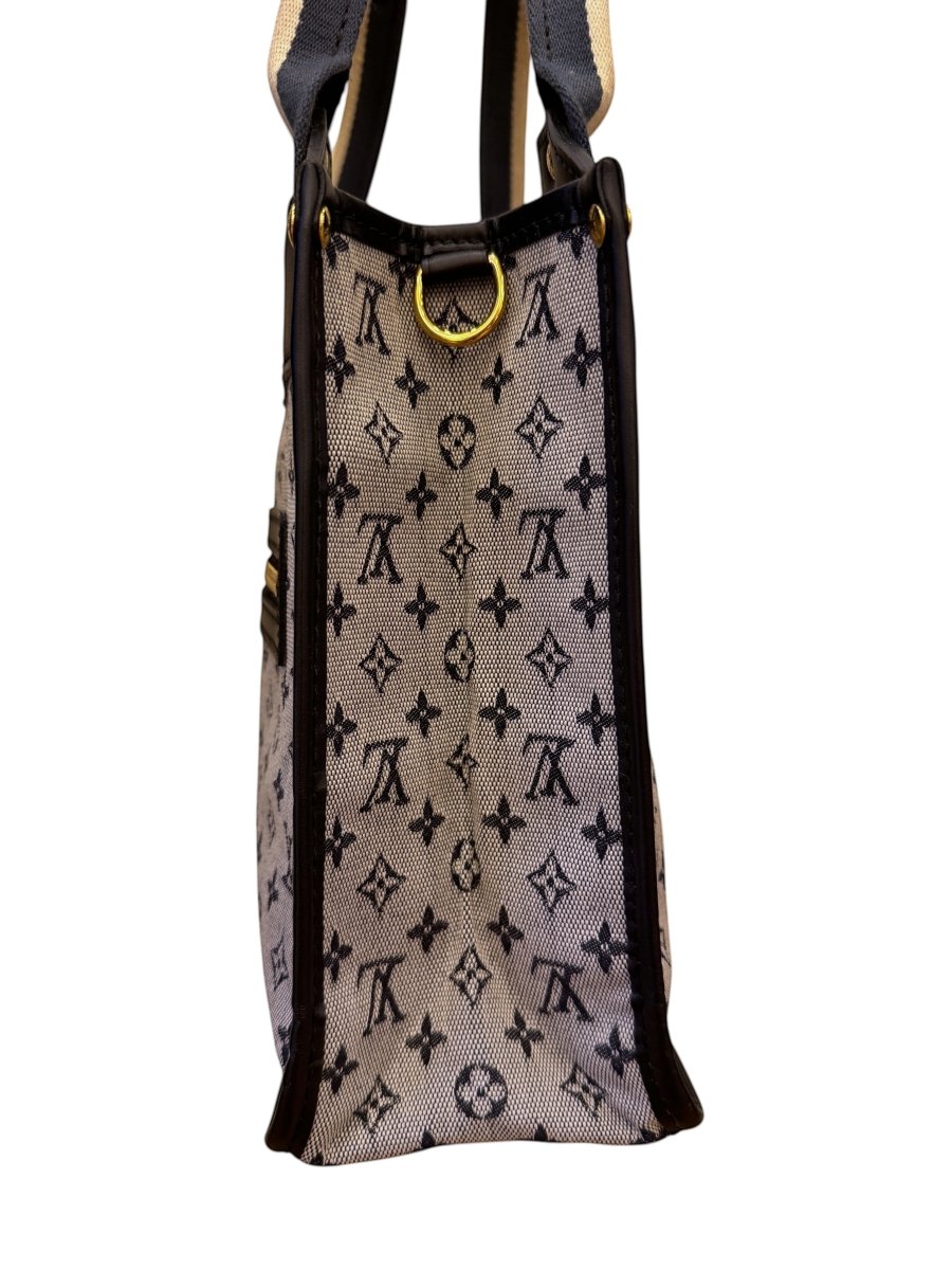 Louis Vuitton Handbag - Brandsamsara