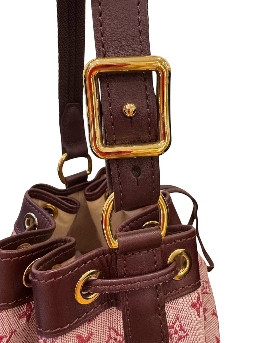 Louis Vuitton Handbag - Brandsamsara