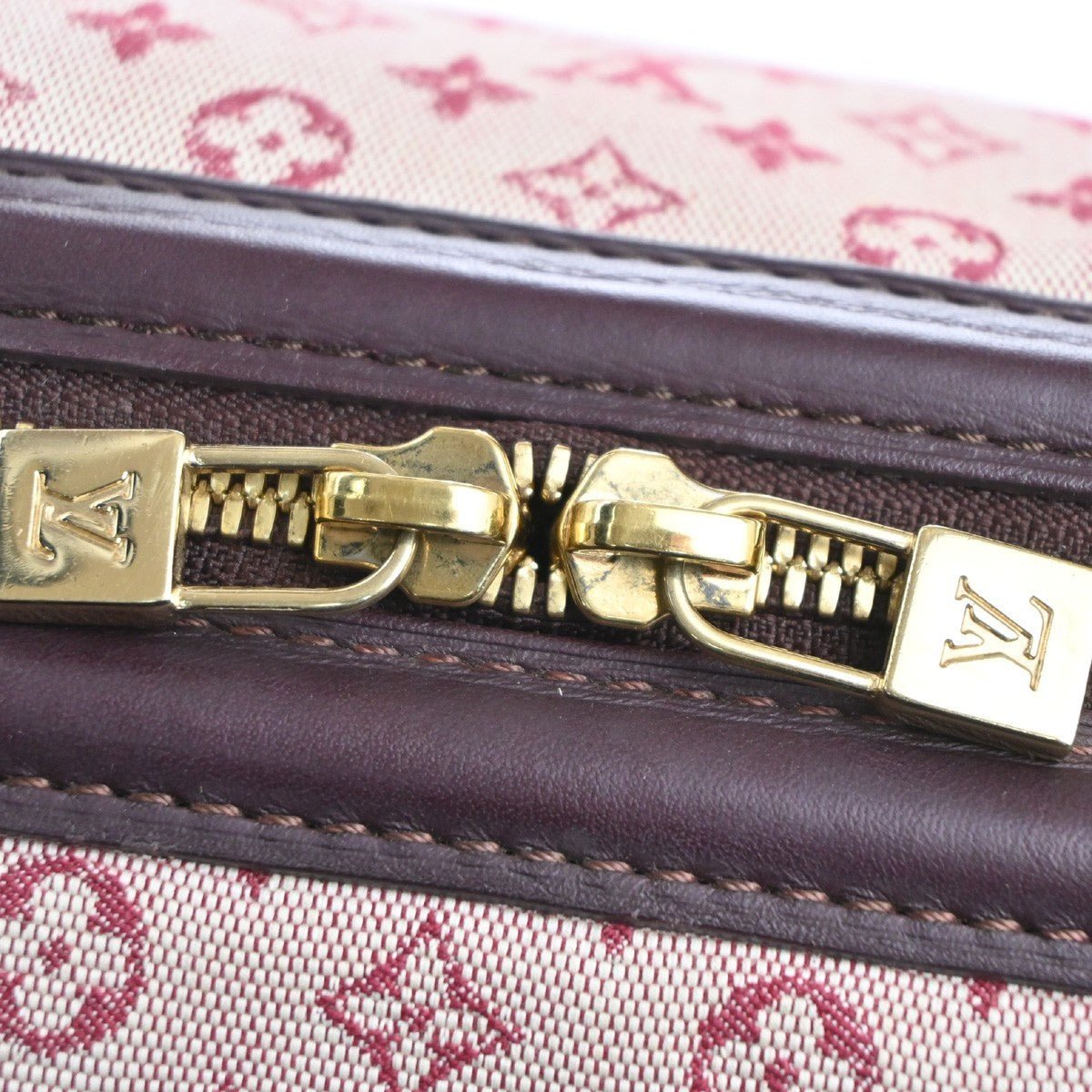 Louis Vuitton Josephine Handbag - Brandsamsara