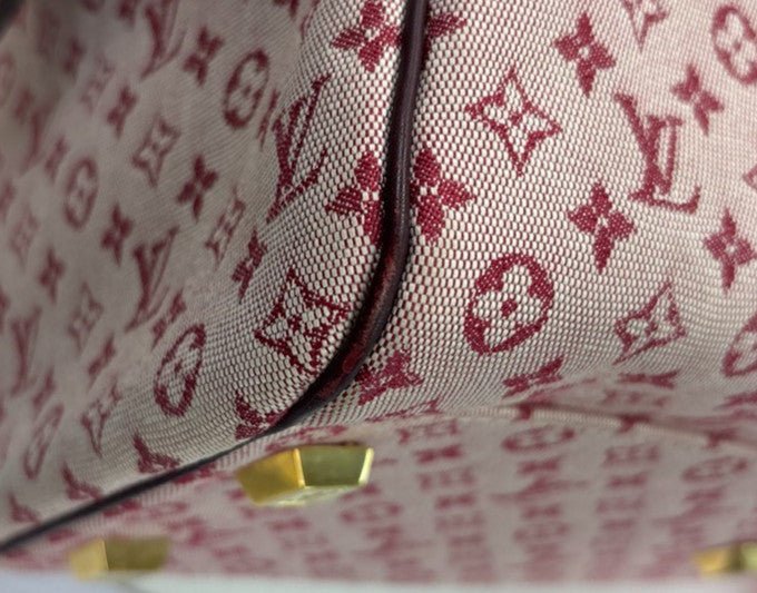 Louis Vuitton Josephine Handbag - Brandsamsara