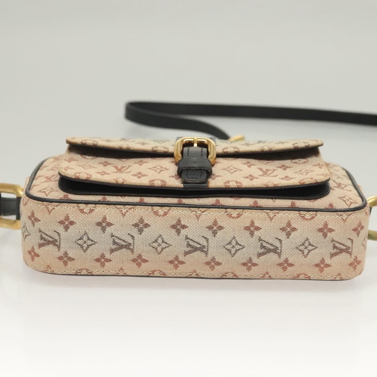 Louis Vuitton Juliette Crossbody Bag - Brandsamsara