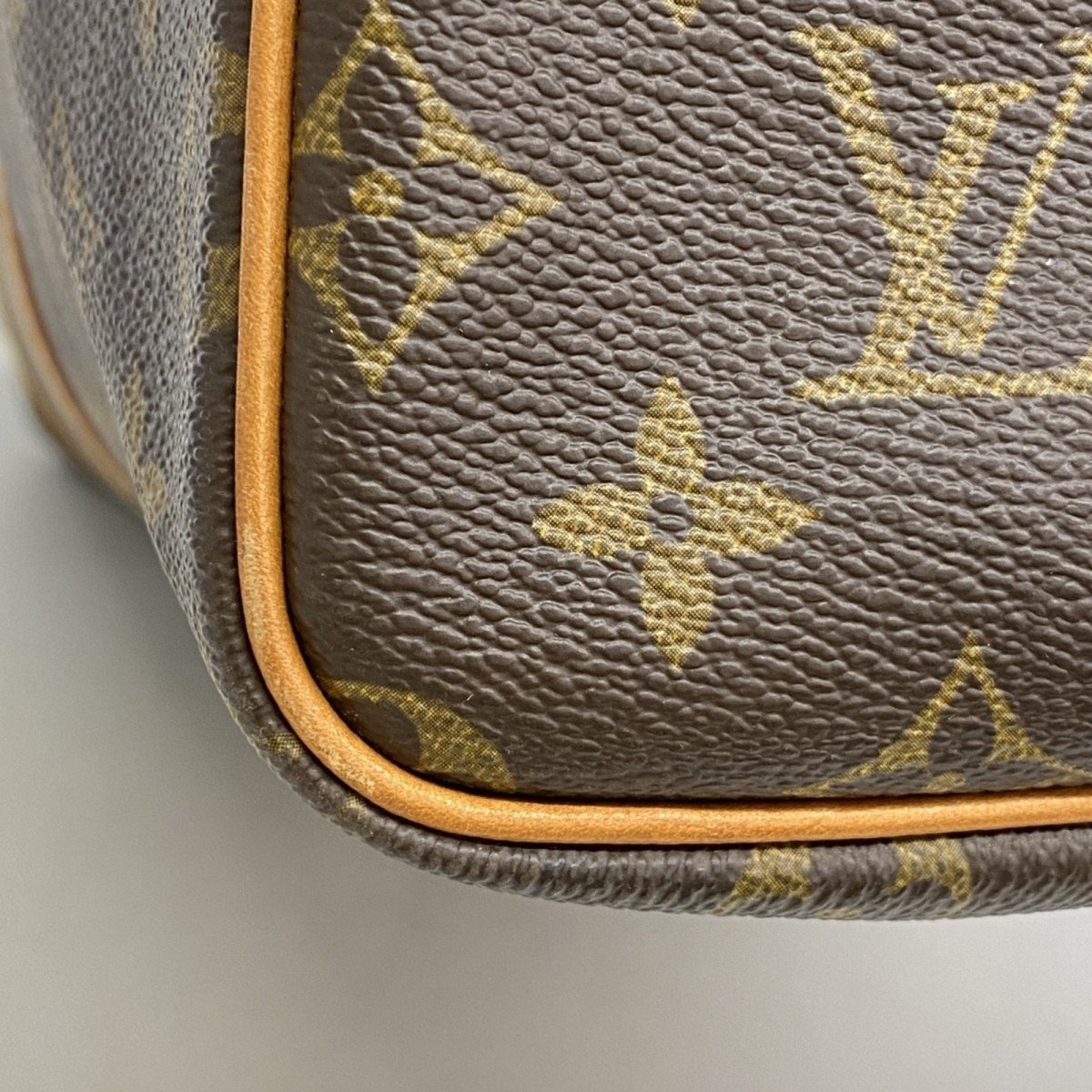 Louis Vuitton Keepall 55 - Brandsamsara