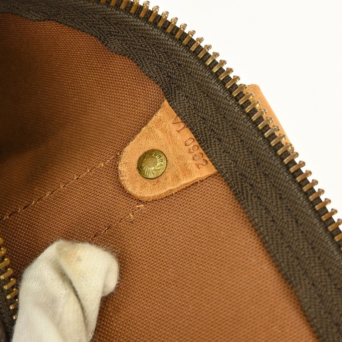 Louis Vuitton Keepall Bag - Brandsamsara