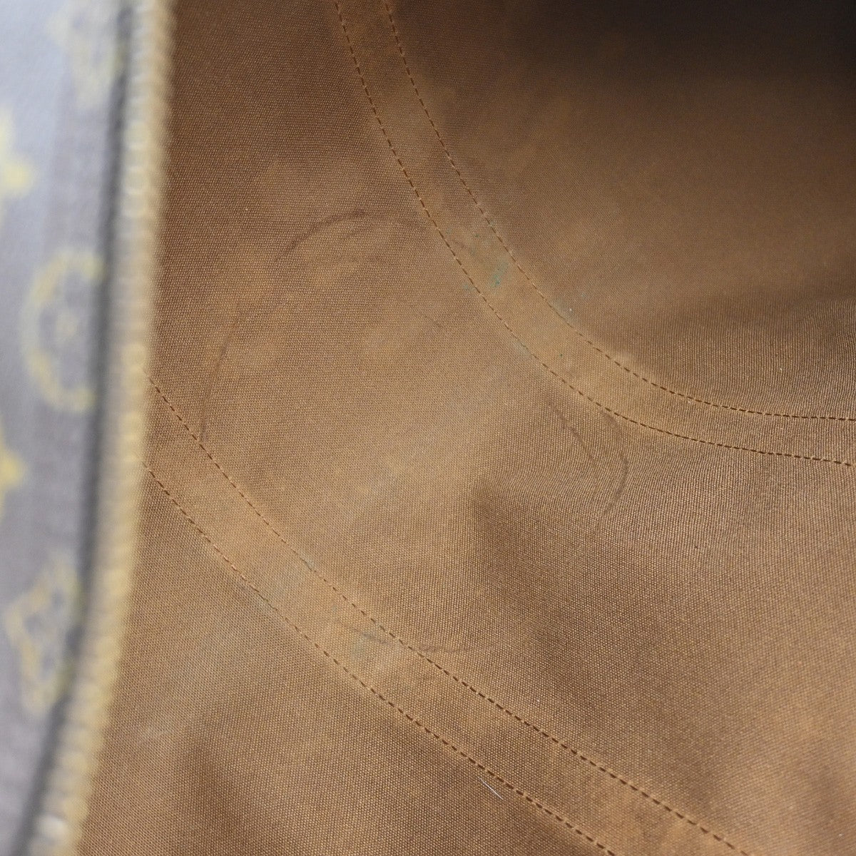 Louis Vuitton Keepall Bag - Brandsamsara