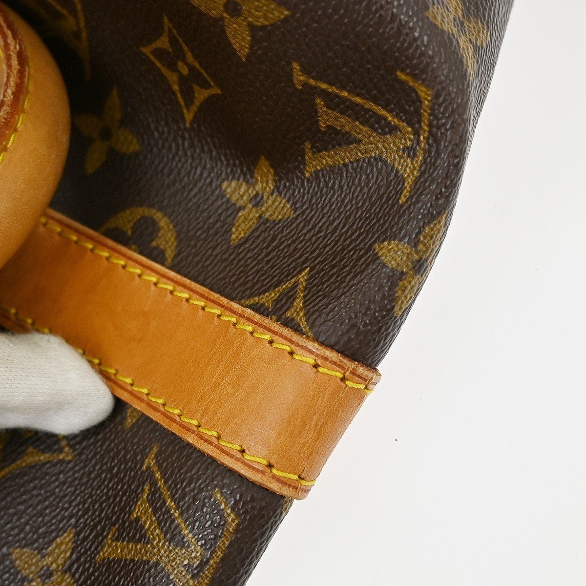 Louis Vuitton Keepall Bag - Brandsamsara