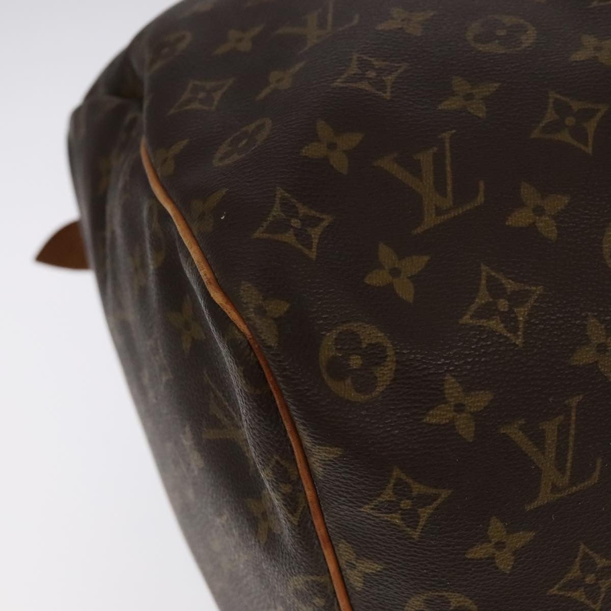 Louis Vuitton Keepall Bag - Brandsamsara