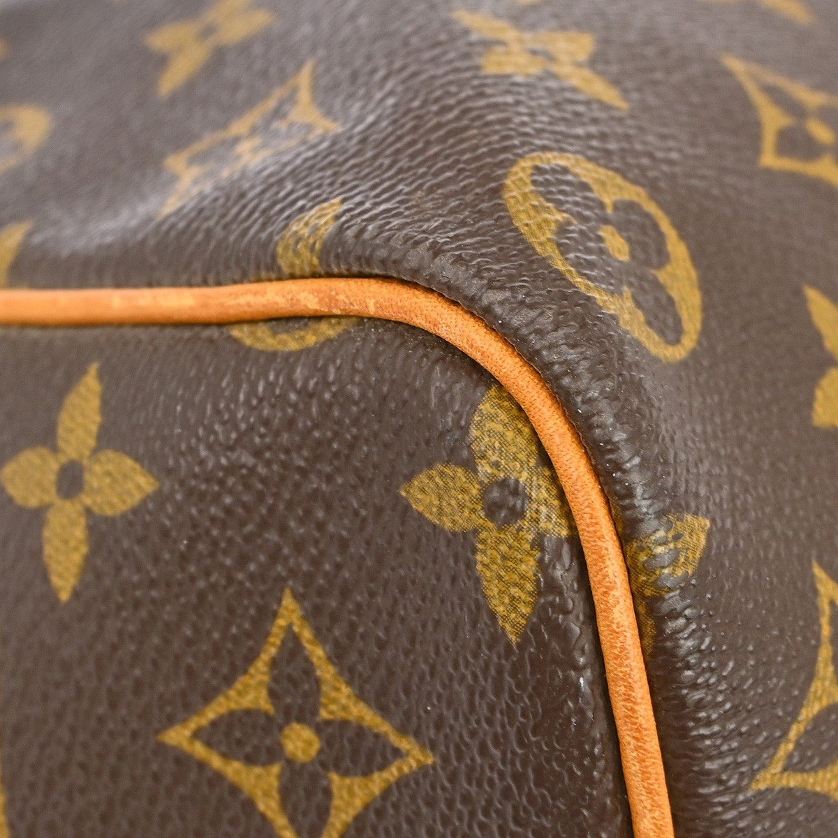 Louis Vuitton Keepall Bag - Brandsamsara
