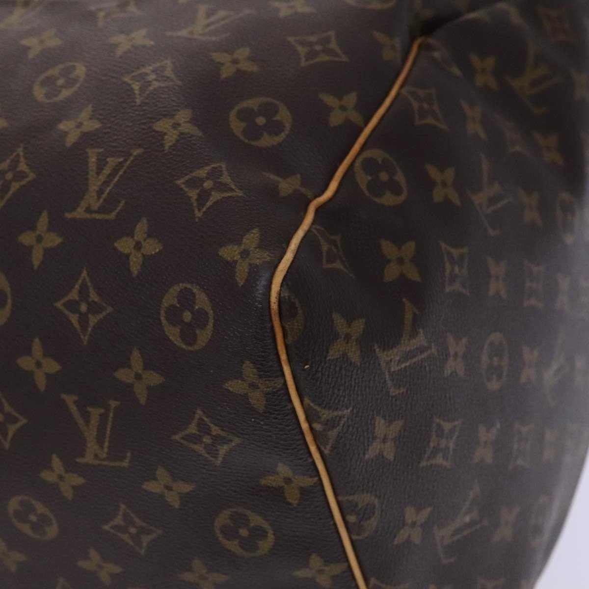 Louis Vuitton Keepall Bag - Brandsamsara