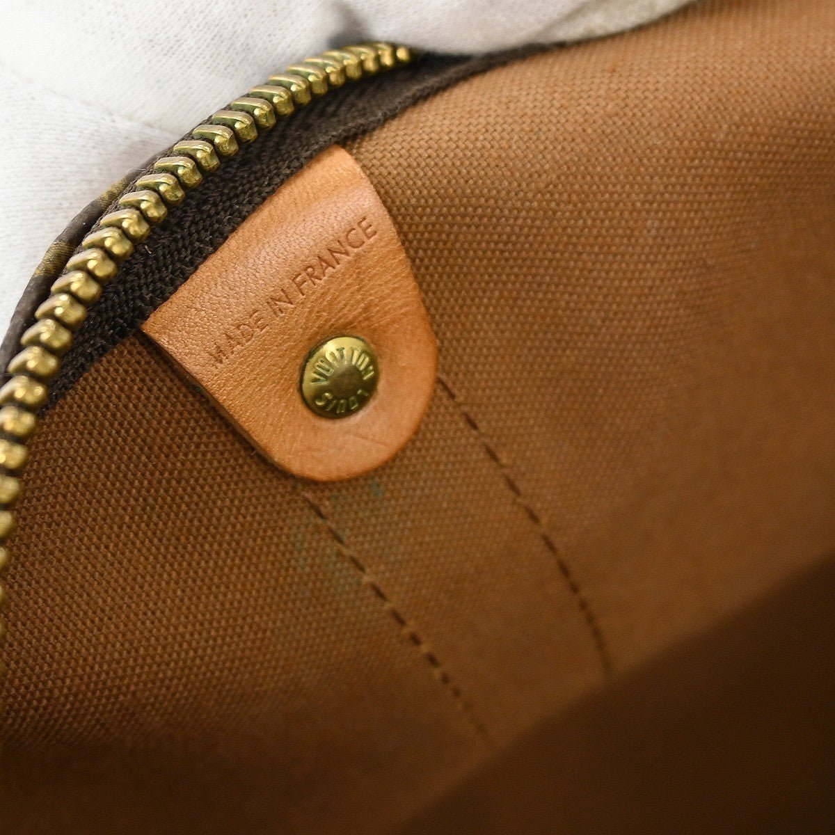Louis Vuitton Keepall Bag - Brandsamsara