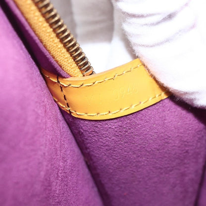 Louis Vuitton Lussac Handbag - Brandsamsara