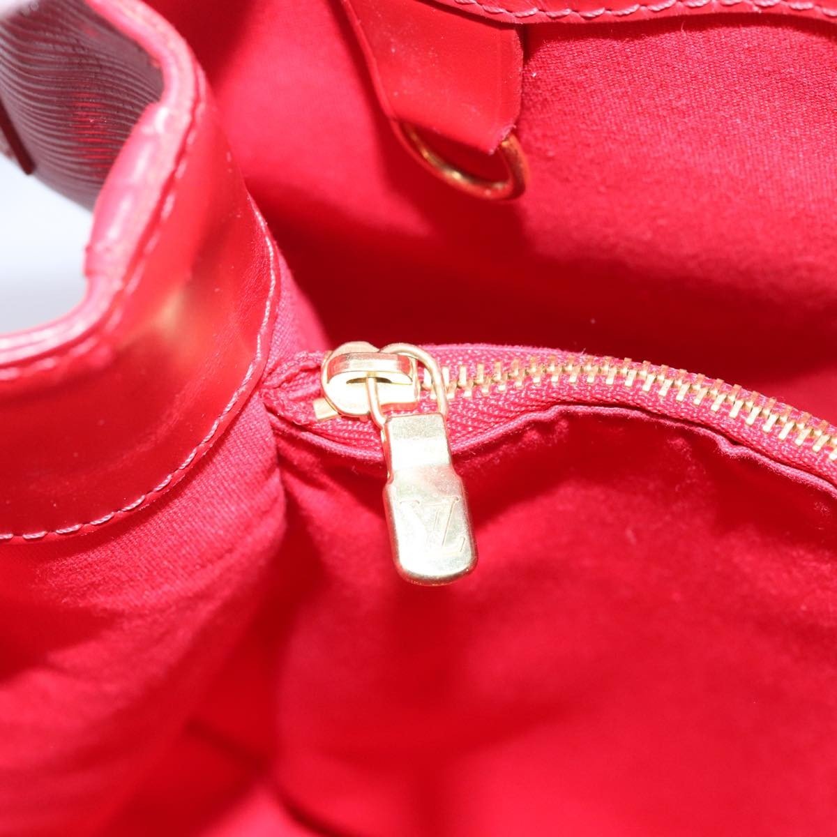 Louis Vuitton Mandara Handbag - Brandsamsara