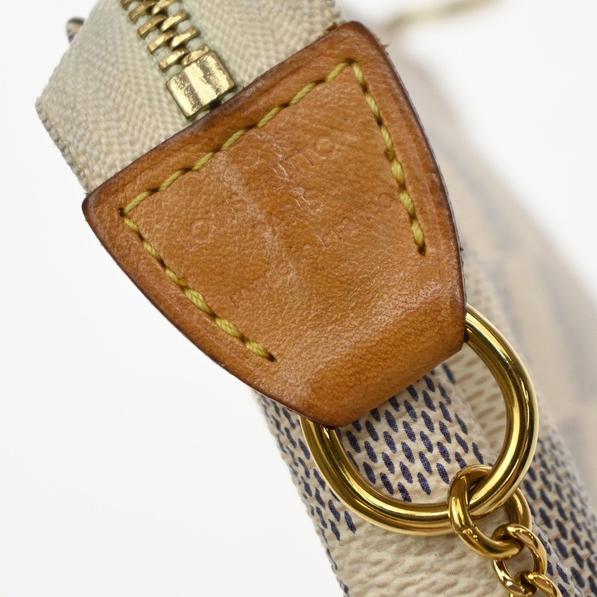 Louis Vuitton Mini pochette accessoires - Brandsamsara