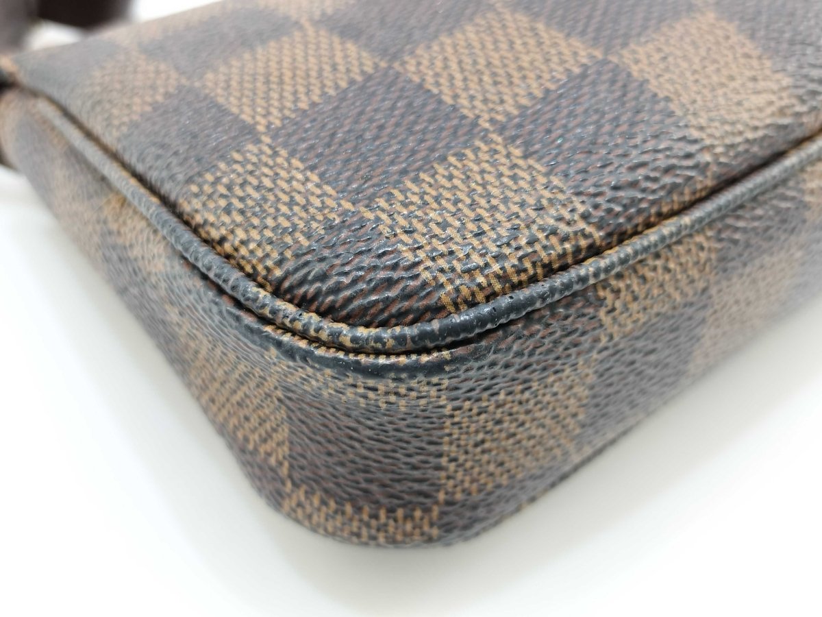 Louis Vuitton Mini pochette accessoires - Brandsamsara