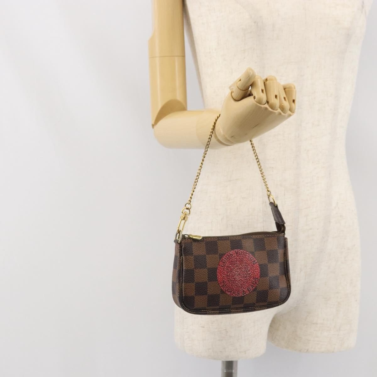 Louis Vuitton Mini pochette accessoires - Brandsamsara