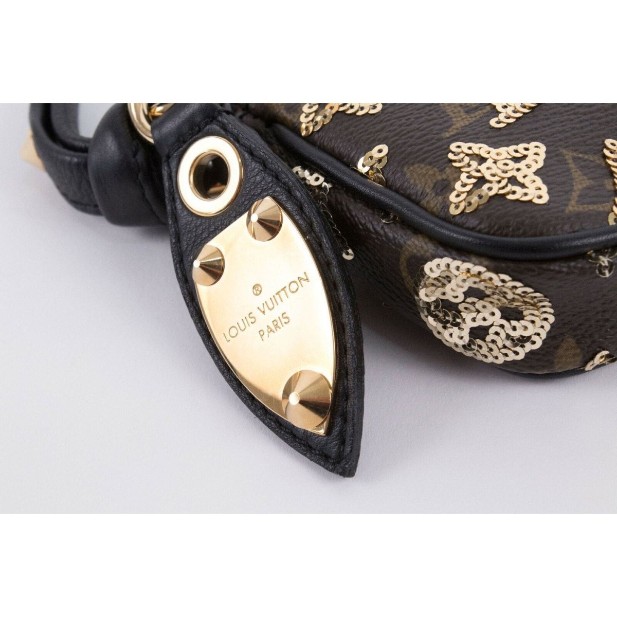 Louis Vuitton Mini Pochette Shoulder Bag Brown - Brandsamsara