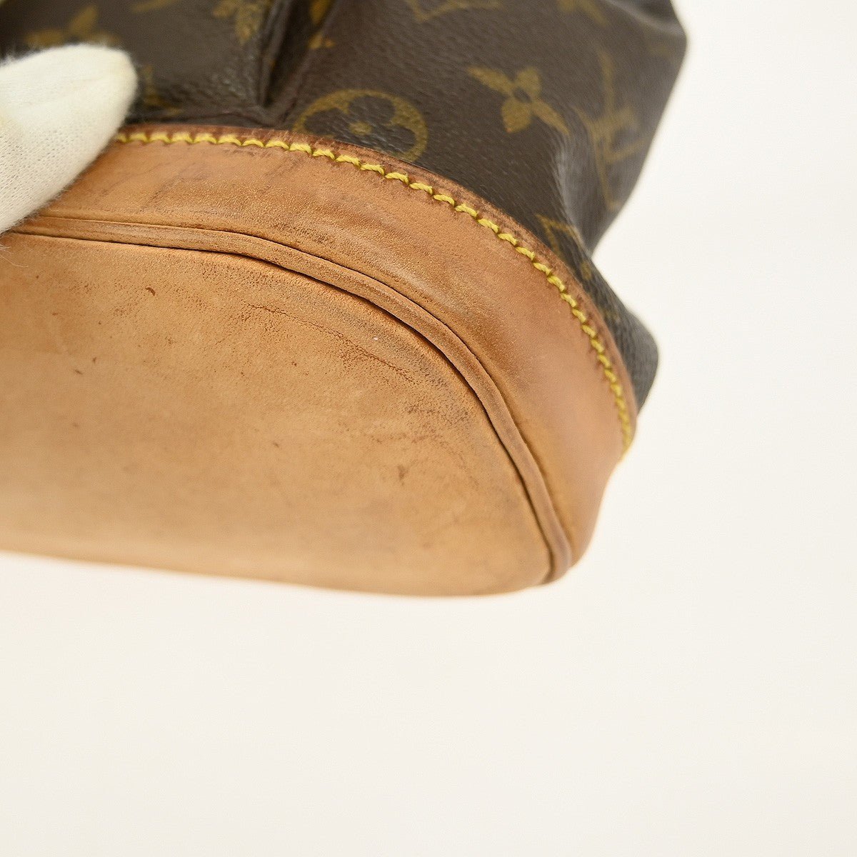 Louis Vuitton Montsouris Backpack Monogram Canvas MM - Brandsamsara